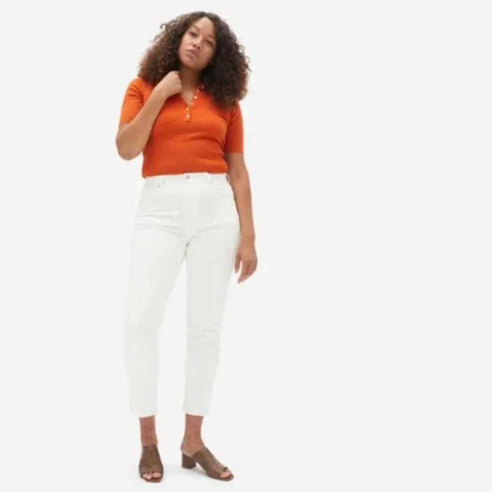 Everlane Curvy Cheeky Straight Jean in Bone (Size 25)